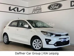 (ud) clear white s Gebraucht 2023 Kia Rio Comfort Limousine | 15.970 € (Fairer Preis)
