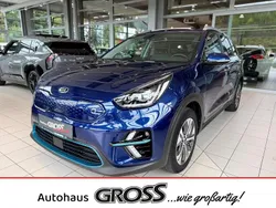 Blau Gebraucht 2021 Kia e-Niro Spirit SUV | 22.950 € (Fairer Preis)