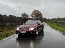 Rot Gebraucht 2006 Mercedes CLK200 Avantgarde Coupé | 10.000 € (Etwas zu teuer)