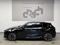 Black sapphire Gebraucht 2025 BMW 120 M Sport Kleinwagen | 37.890 € (Fairer Preis)