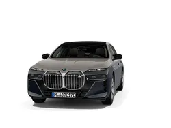Gebraucht 2025 BMW M760e Comfort Edition Limousine | 133.880 €
