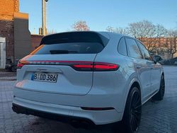 Weiß Gebraucht 2019 Porsche Cayenne S SUV | 45.000 € (Fairer Preis)