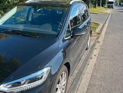 Schwarz Gebraucht 2016 VW Touran Highline Van / Kleinbus | 15.500 € (Guter Preis)