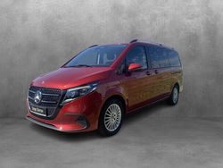 Rot Gebraucht 2024 Mercedes V220 Style Van / Kleinbus | 63.349 € (Etwas zu teuer)
