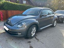 Grau Gebraucht 2012 VW Beetle Limousine | 8.999 € (Superpreis)