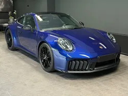 Blau Neu 2025 Porsche 911 Coupé | 180.500 € (Teuer)