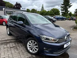 Blau Gebraucht 2015 VW Golf Sportsvan LOUNGE Van / Kleinbus | 10.999 € (Guter Preis)