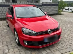 Rot Gebraucht 2009 VW Golf VI GTI Kleinwagen | 11.000 € (Etwas zu teuer)