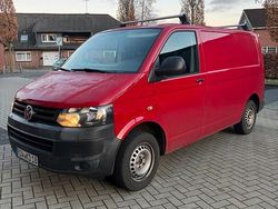 Rot Gebraucht 2013 VW Transporter Van | 10.500 €