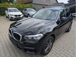 Schwarz ii/bonnet fluid black Gebraucht 2021 BMW X3 Advantage SUV | 30.900 € (Guter Preis)