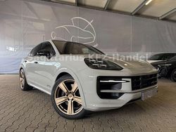 Grau Gebraucht 2025 Porsche Cayenne SUV | 169.900 €