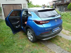 Blau Gebraucht 2018 Opel Grandland X SUV | 15.800 € (Guter Preis)