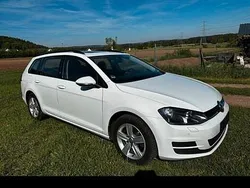 Weiß Gebraucht 2014 VW Golf VII Kombi | 9.009 € (Superpreis)