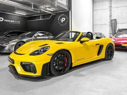 Gelb Gebraucht 2024 Porsche Boxster Spyder Cabrio | 158.500 €