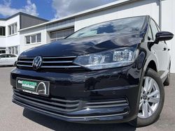 Schwarz Gebraucht 2023 VW Touran Comfortline Van / Kleinbus | 32.460 € (Fairer Preis)