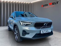 Grau Gebraucht 2023 Volvo XC40 SUV | 37.990 € (Fairer Preis)