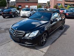 Schwarz Gebraucht 2011 Mercedes E200 Cabrio | 15.980 € (Teuer)