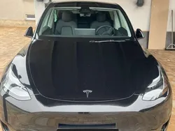 Schwarz Gebraucht 2024 Tesla Model Y Standard Range SUV | 39.999 € (Fairer Preis)