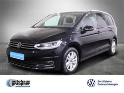 Schwarz Gebraucht 2023 VW Touran Move Van / Kleinbus | 37.555 € (Fairer Preis)