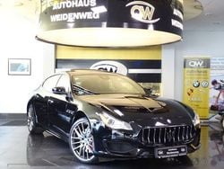 Schwarz Gebraucht 2018 Maserati Quattroporte Limousine | 44.950 € (Fairer Preis)