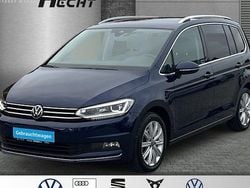 Blau Gebraucht 2024 VW Touran Highline Van / Kleinbus | 29.980 € (Guter Preis)
