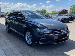 Grau Gebraucht 2021 VW Passat GTE Kombi | 23.500 € (Fairer Preis)