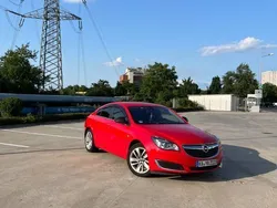 Rot Gebraucht 2015 Opel Insignia Innovation Limousine | 8.500 € (Fairer Preis)