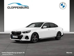 Weiß Neu 2025 BMW 520 M Sport Limousine | 65.150 € (Guter Preis)