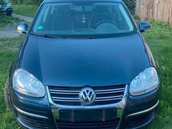 Blau Gebraucht 2009 VW Golf VI Kombi | 2.300 € (Fairer Preis)