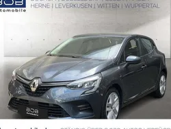 Grau Gebraucht 2020 Renault Clio V Experience Limousine | 13.444 € (Fairer Preis)