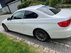 Weiß Gebraucht 2012 BMW 325 Coupé | 11.000 € (Fairer Preis)