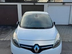 Weiß Gebraucht 2013 Renault Scénic III Van / Kleinbus | 4.800 € (Guter Preis)