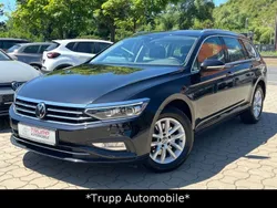 Schwarz Gebraucht 2022 VW Passat R Limousine | 21.850 € (Fairer Preis)