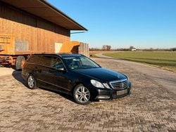 Schwarz Gebraucht 2012 Mercedes E250 Avantgarde Kombi | 9.900 € (Guter Preis)