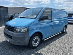 Blau Gebraucht 2011 VW T5 Van | 15.000 €