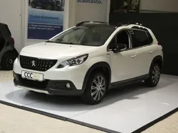 Weiß Gebraucht 2019 Peugeot 2008 Allure SUV | 14.790 € (Fairer Preis)