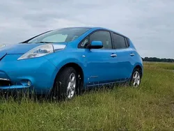 Blau Gebraucht 2012 Nissan Leaf Kleinwagen | 12.100 €