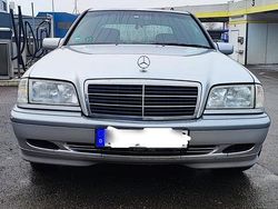 Silber Gebraucht 1999 Mercedes C180 Limousine | 3.000 € (Guter Preis)