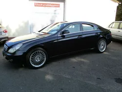 Tansanitblau metallic metallic Gebraucht 2005 Mercedes CLS500 Coupé | 8.899 € (Guter Preis)