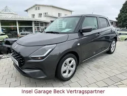 Grau Neu 2025 Suzuki Swift Comfort Limousine | 19.899 €