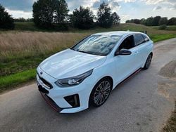Weiß Gebraucht 2025 Kia ProCeed GT 2 Kleinwagen | 18.500 €