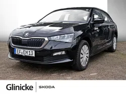 Schwarz Gebraucht 2023 Skoda Scala Ambition Kleinwagen | 17.993 € (Guter Preis)
