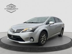 Silber Gebraucht 2012 Toyota Avensis Executive Kombi | 5.900 € (Fairer Preis)