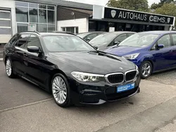 Black sapphire metallic Gebraucht 2018 BMW 540 M Sport Kombi | 27.900 € (Fairer Preis)
