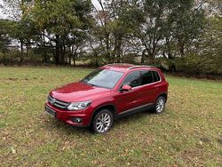 Rot Gebraucht 2015 VW Tiguan Cup SUV | 17.800 € (Fairer Preis)