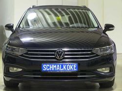 Deep black pearlescent (metallic) Gebraucht 2022 VW Passat Business Kombi | 23.500 € (Guter Preis)