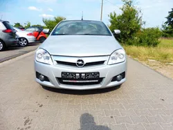 Silber Gebraucht 2007 Opel Tigra Design Edition Cabrio | 3.900 € (Teuer)