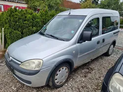 Silber Gebraucht 2002 Opel Combo Van / Kleinbus | 800 € (Superpreis)