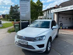 Pure white Gebraucht 2015 VW Touareg SUV | 19.350 €