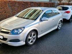 Silber Gebraucht 2011 Opel Astra GTC OPC Coupé | 5.000 €